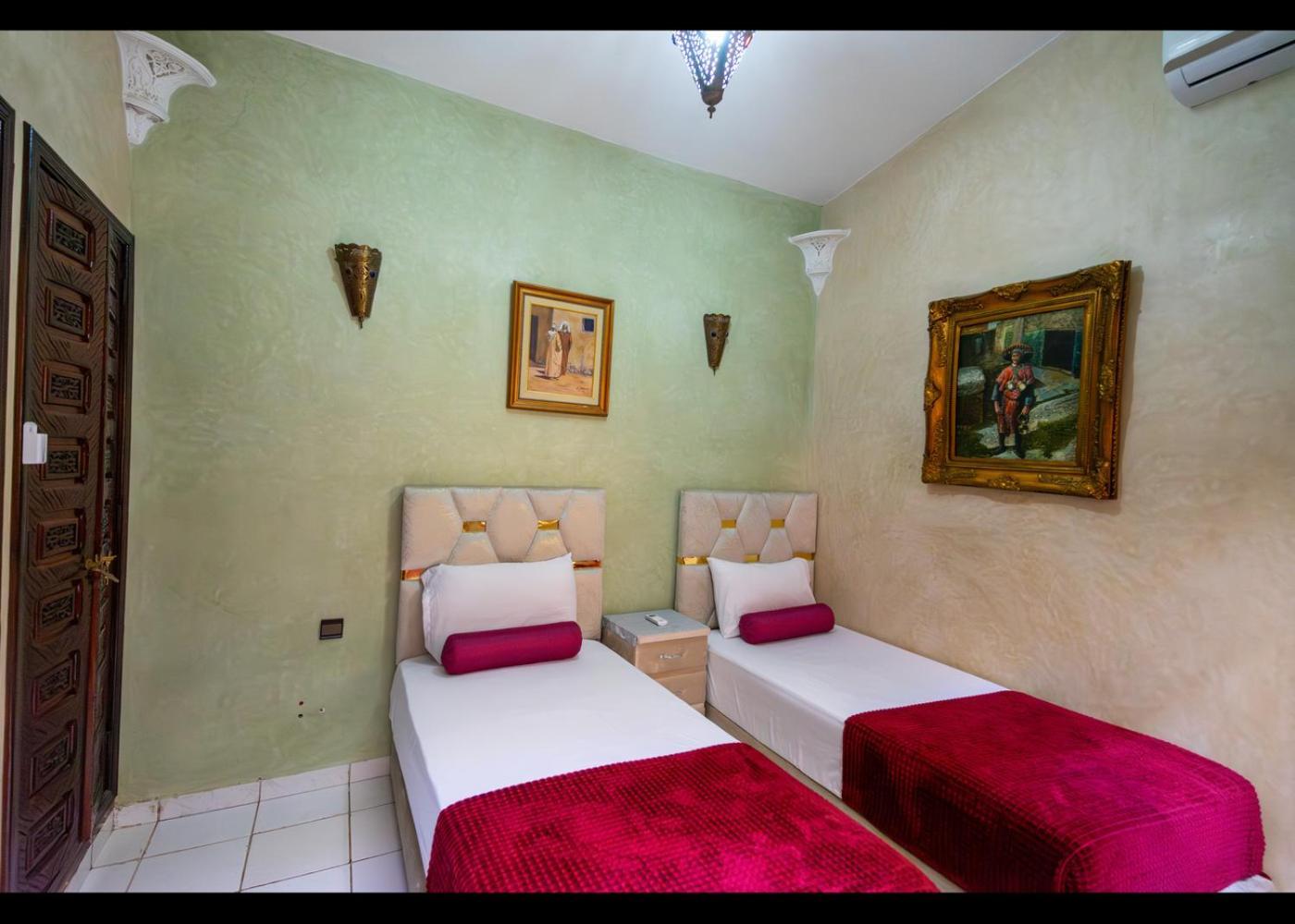 Riad Kamal Luxe Authentique Avec 3 Piscines Au Coeur De Marrakech (Adults Only) 马拉喀什 外观 照片